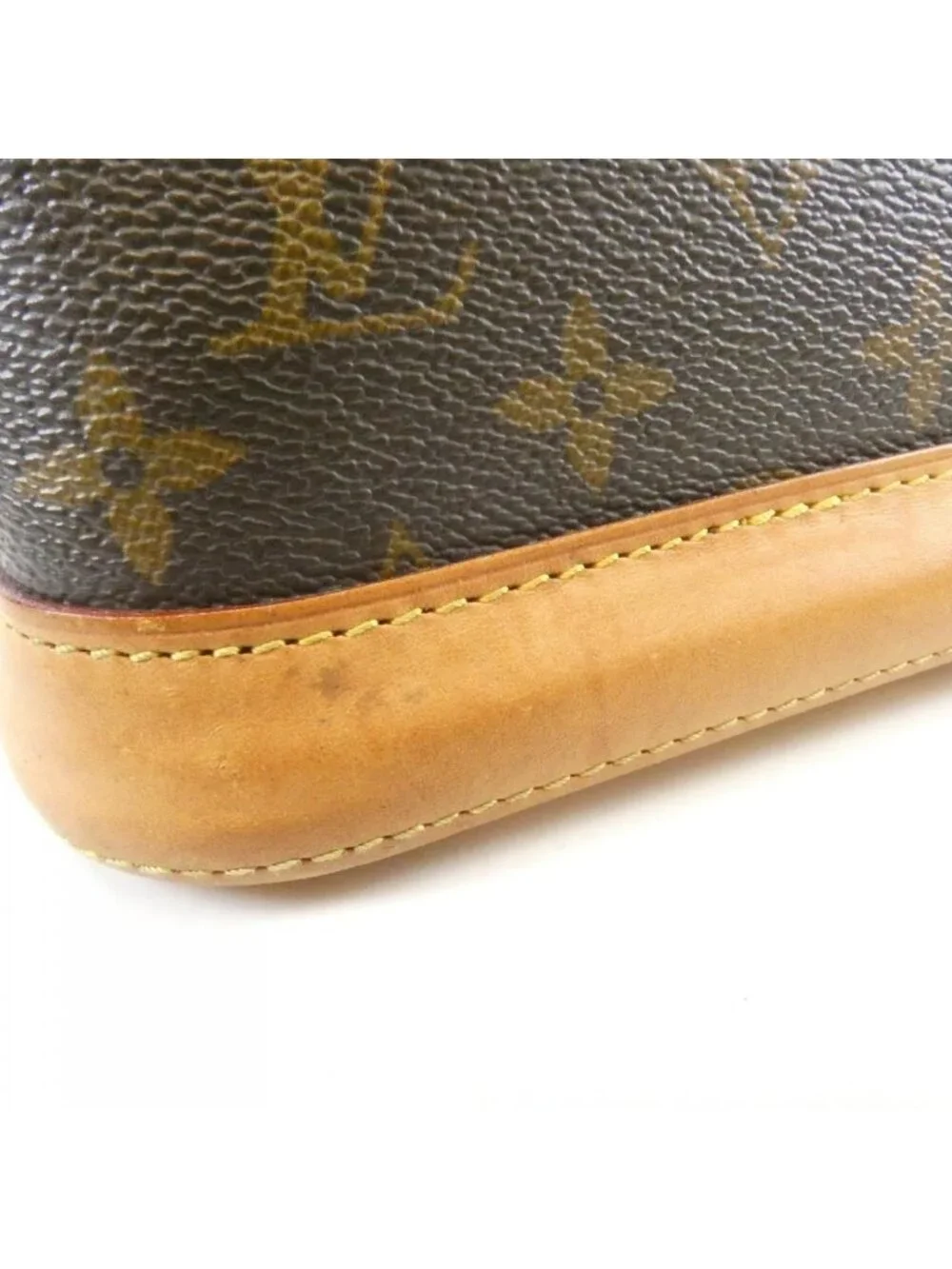 Louis Vuitton Monogram Alma BB